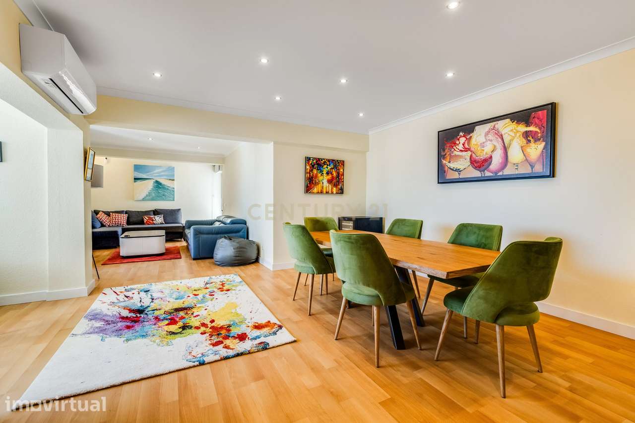 Apartamento T3 Renovado com Vista Deslumbrante – Faro - Grande imagem: 3/35