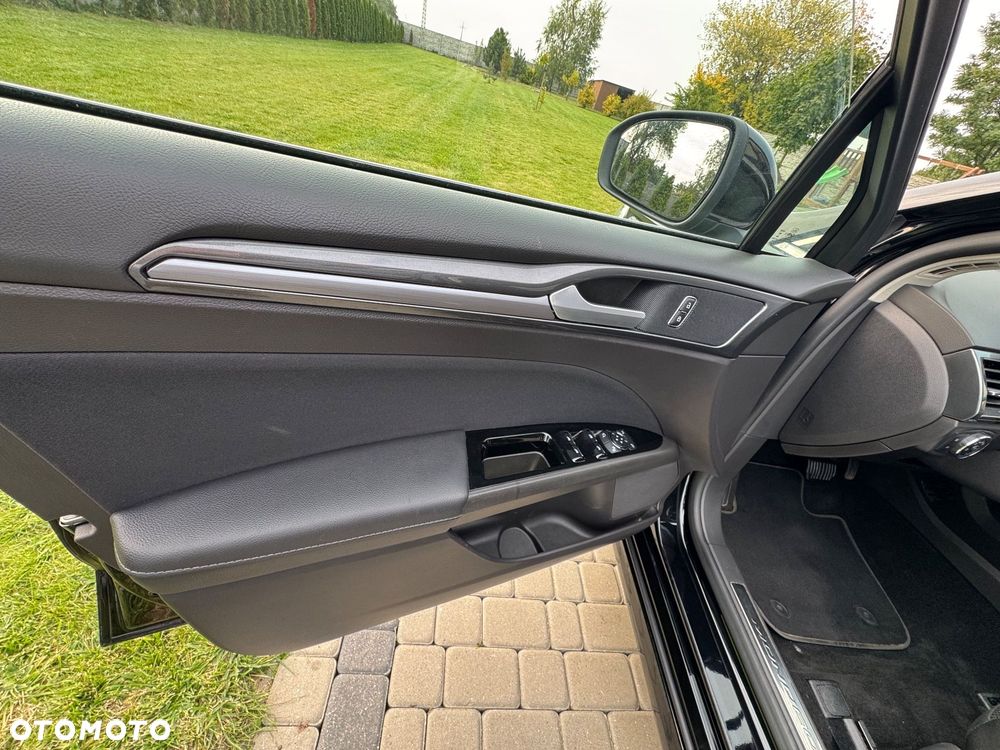 Ford Mondeo - 8