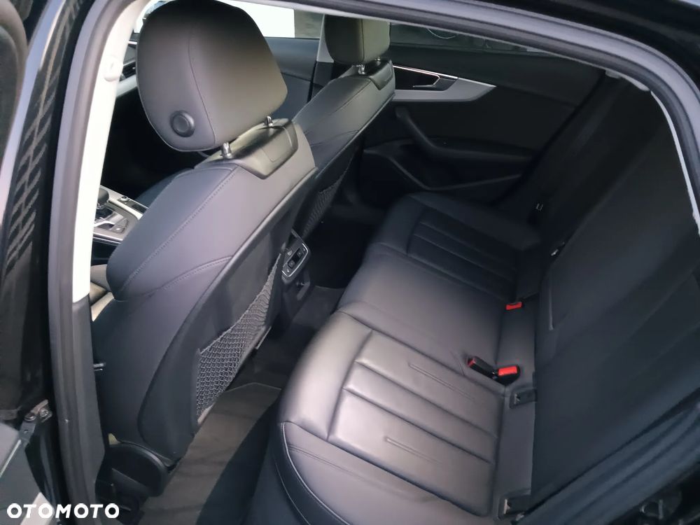 Audi A4 Limousine 35 TDI mHEV Advanced S tronic - 32