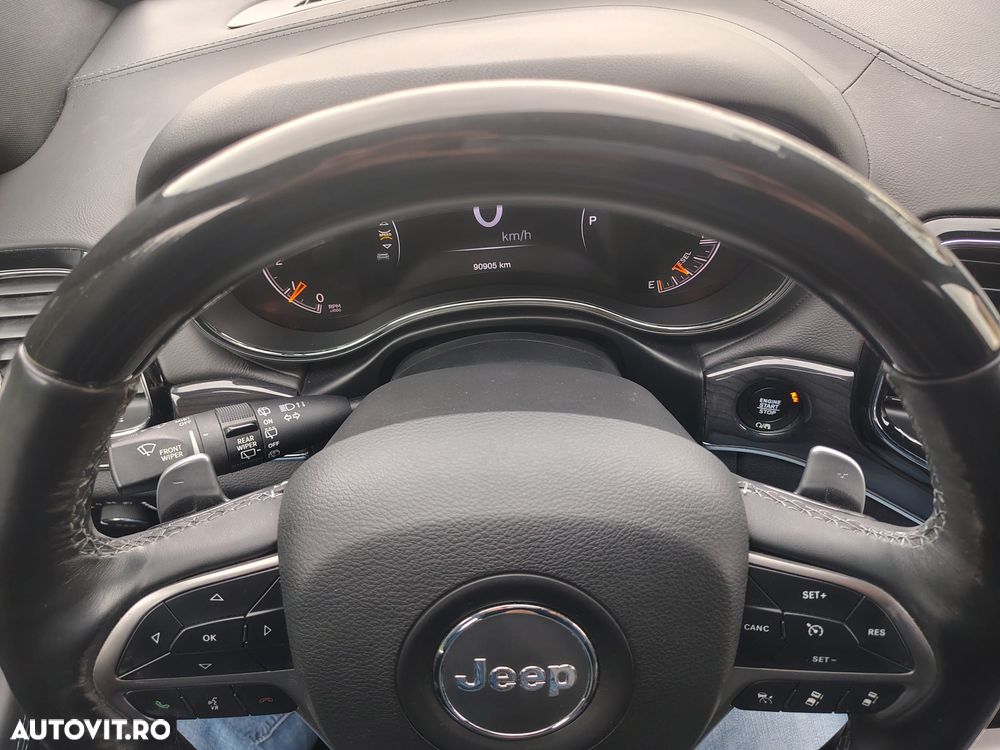 Jeep Grand Cherokee 3.0 TD AT Overland - 28