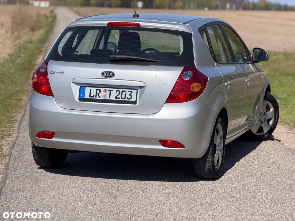 Kia Ceed 1.4 CVVT LX - 10