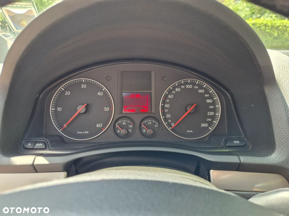 Volkswagen Golf 2.0 TDI Sportline DSG - 15