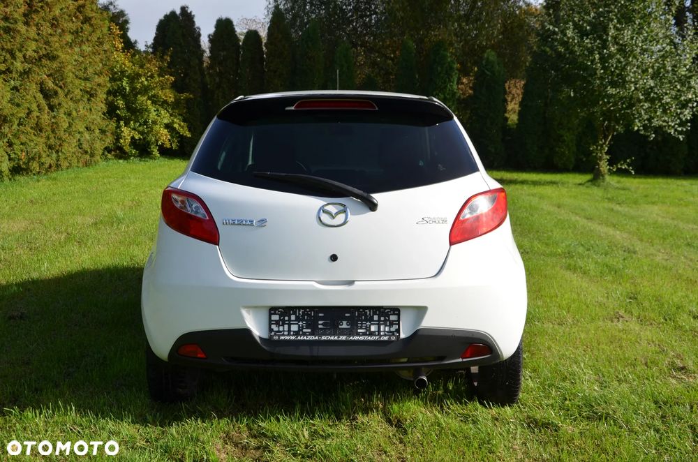 Mazda 2 - 5
