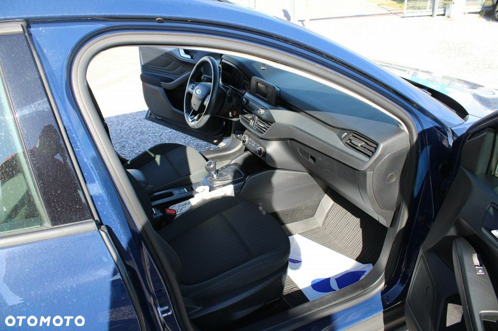 Ford Focus 1.0 EcoBoost Trend ASS - 32