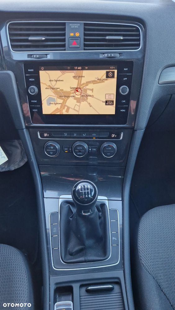 Volkswagen Golf 1.4 TSI (BlueMotion Technology) Comfortline - 17