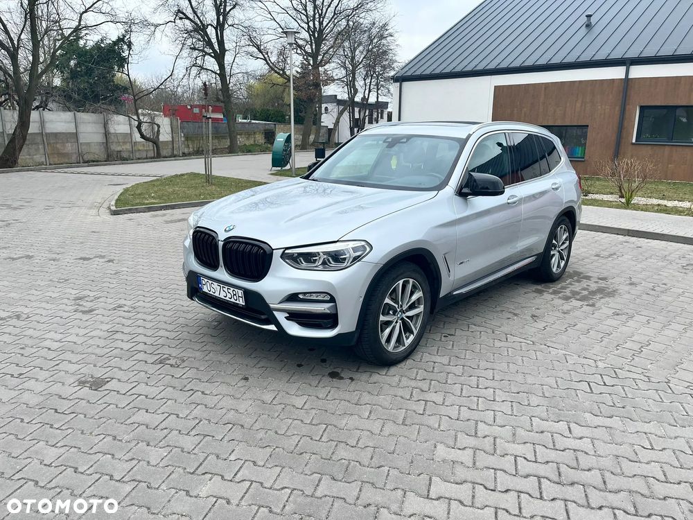 BMW X3 xDrive30i Luxury Line - 2
