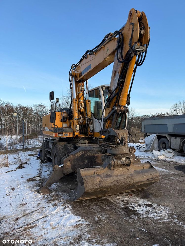 Liebherr A900C - 2