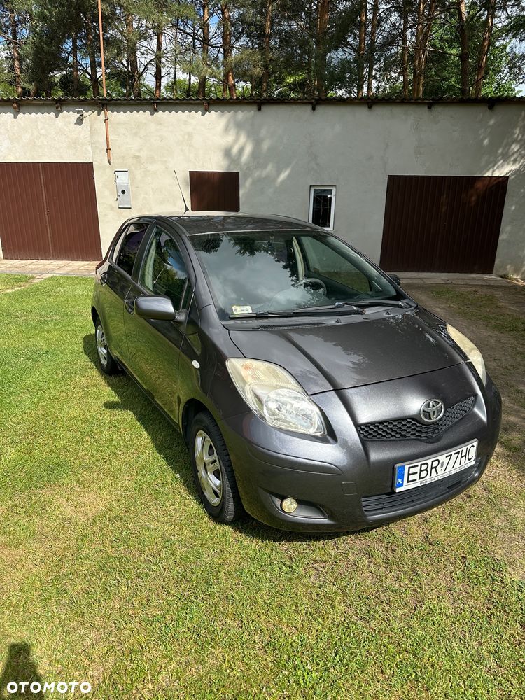 Toyota Yaris 1.0 Terra - 2