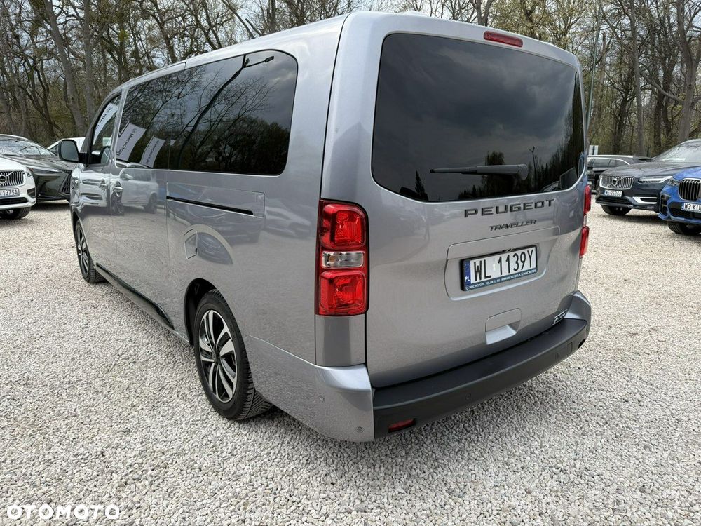 Peugeot Traveller - 23