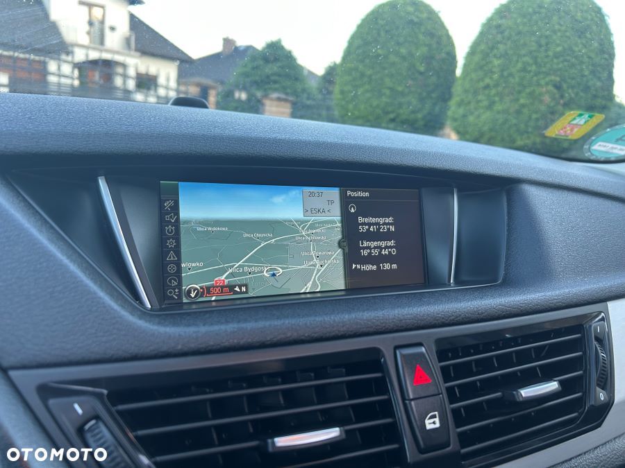 BMW X1 xDrive20d Sport Line - 23