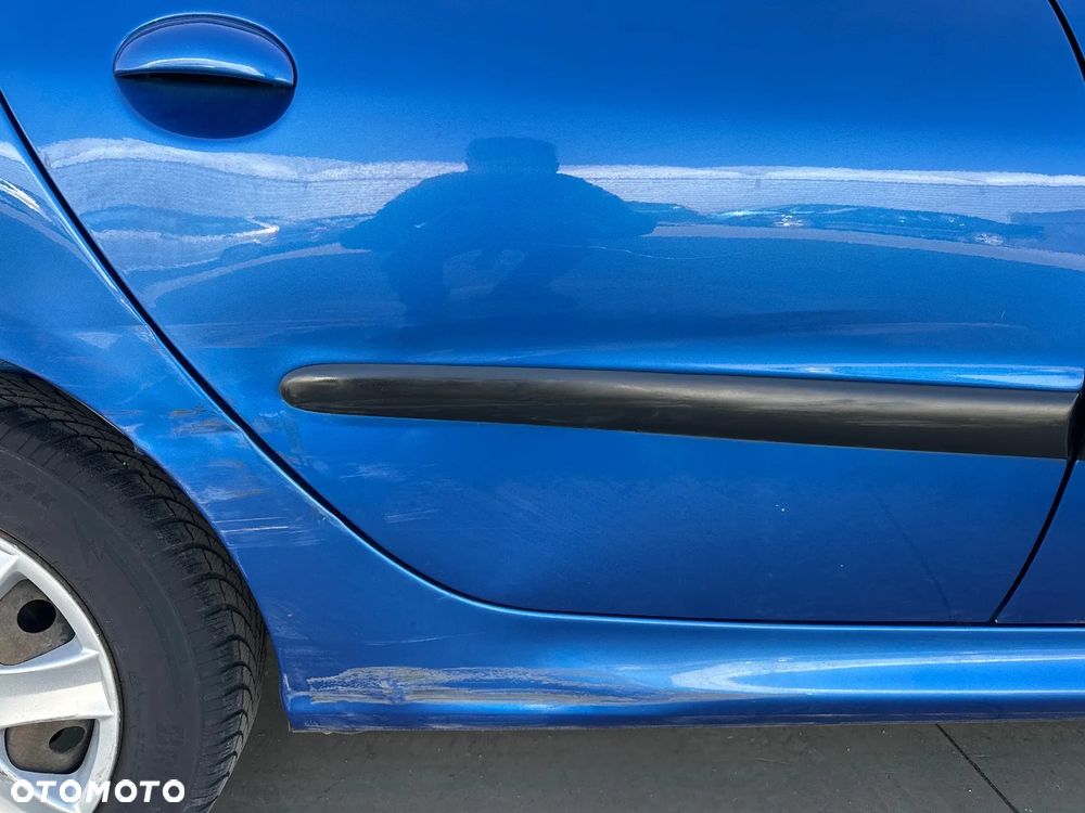 Peugeot 206 - 12