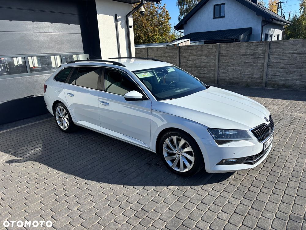 Skoda Superb 2015 photo 3