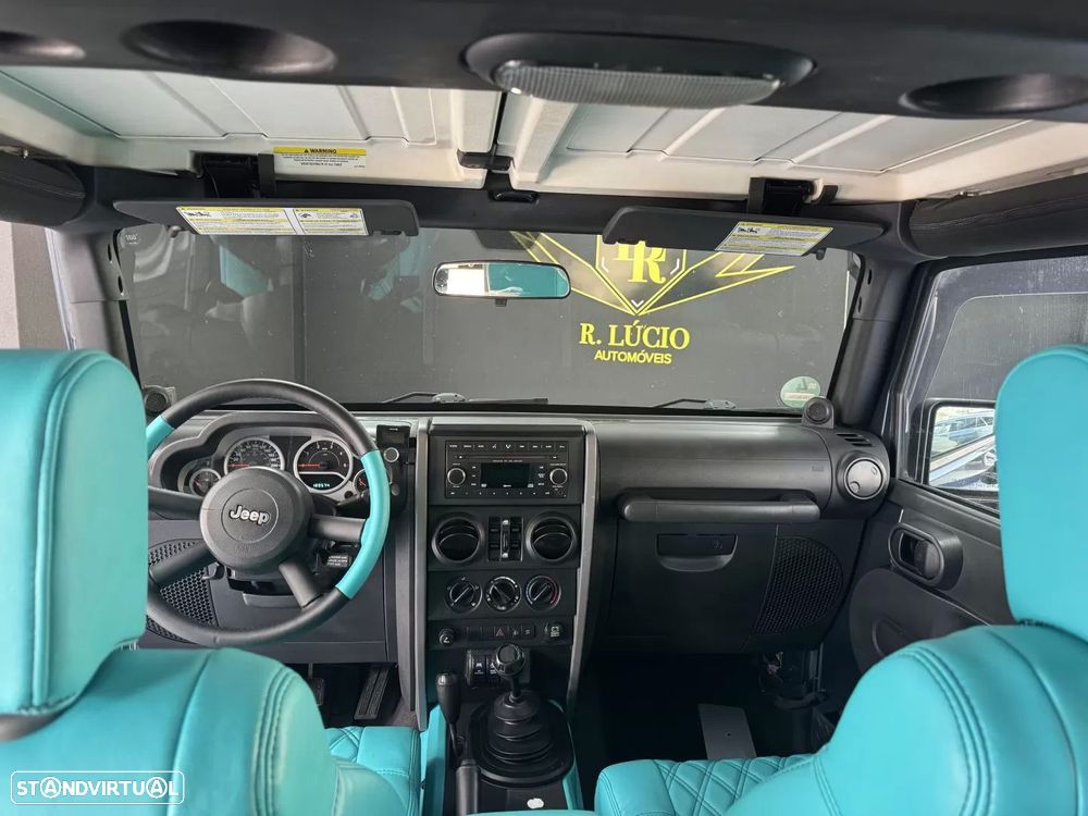 Jeep Wrangler Unlimited 2.8 CRD MTX Rubicon - 34