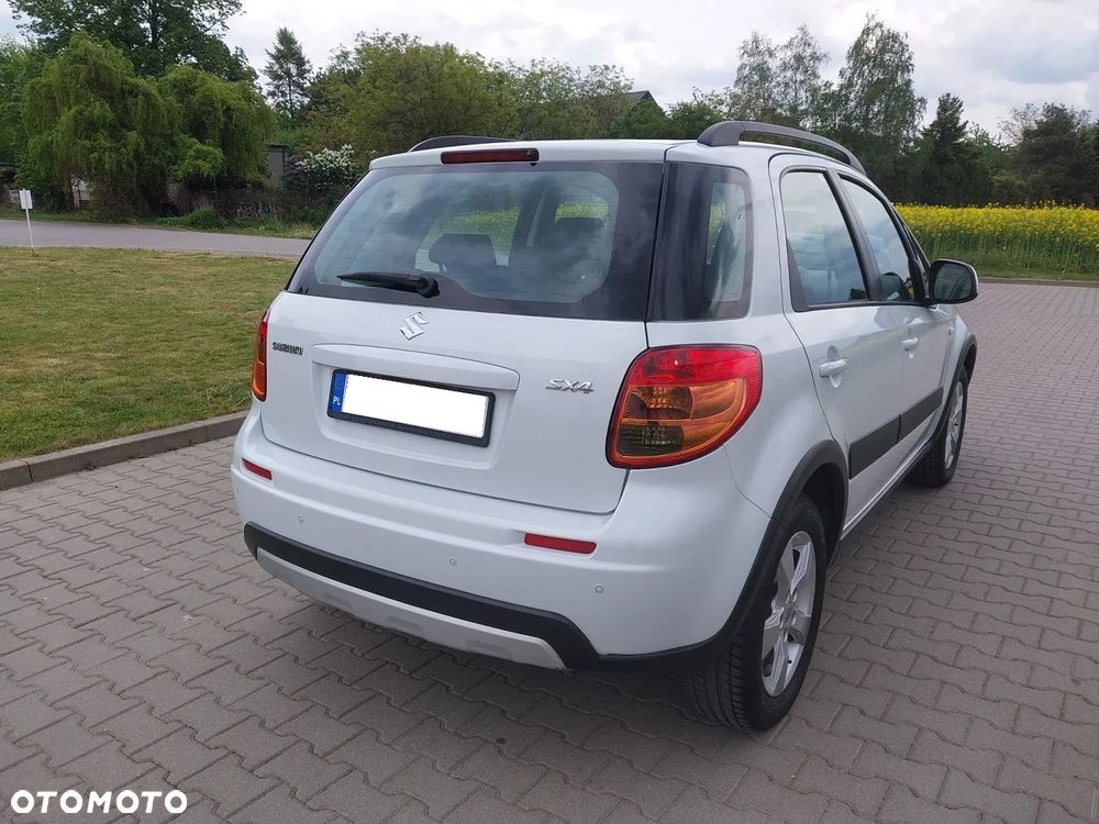 Suzuki SX4 1.6 Comfort - 16