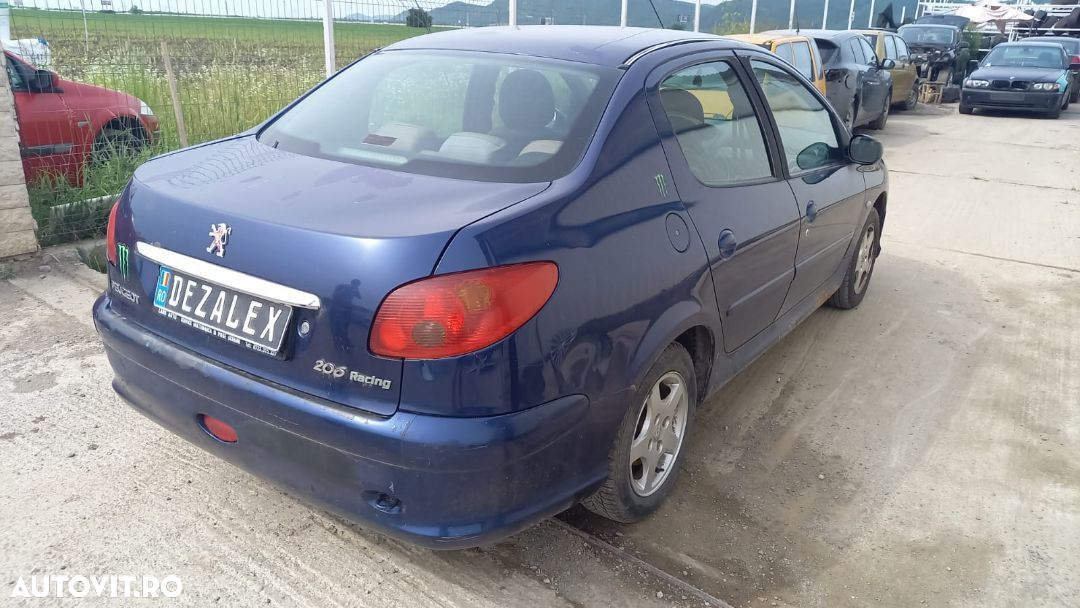 Dezmembrari Peugeot 206 sedan 1.4 i benzina 55KW cod KFW - 7