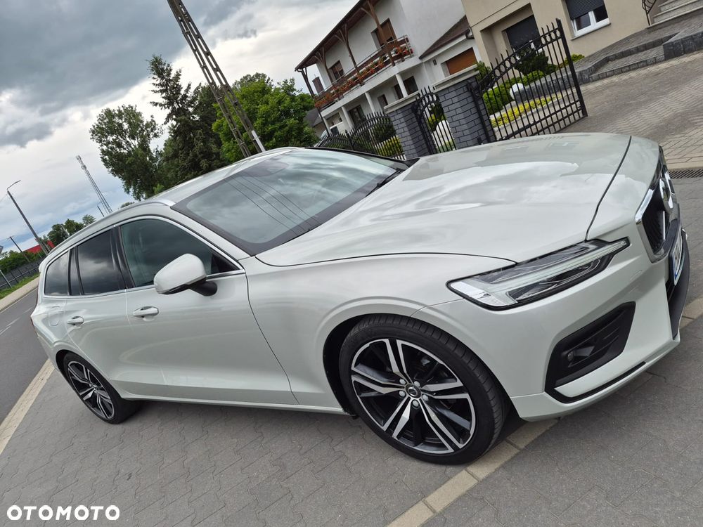 Volvo V60 D4 - 2