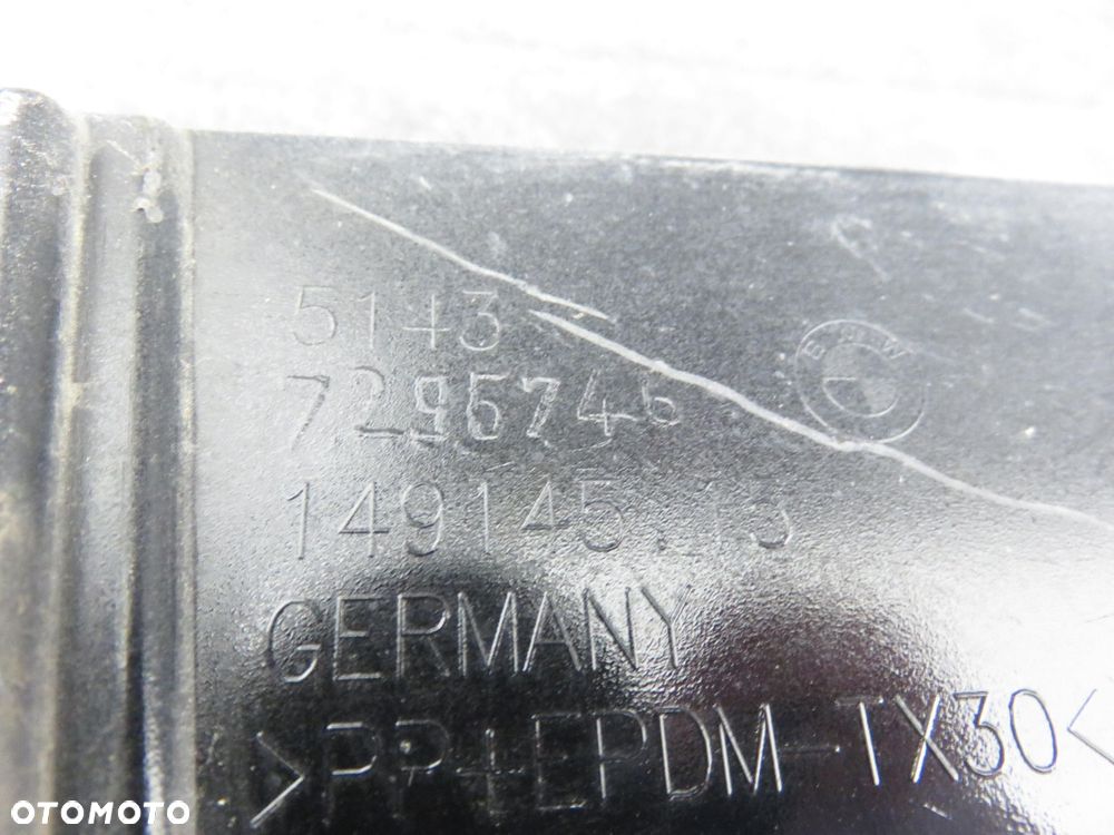 BŁOTNIK PRAWY TYŁ BMW i3 - 2