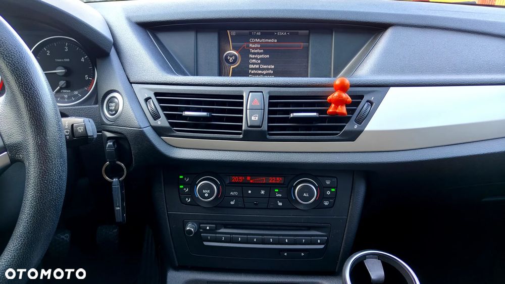 BMW X1 sDrive18d xLine - 19