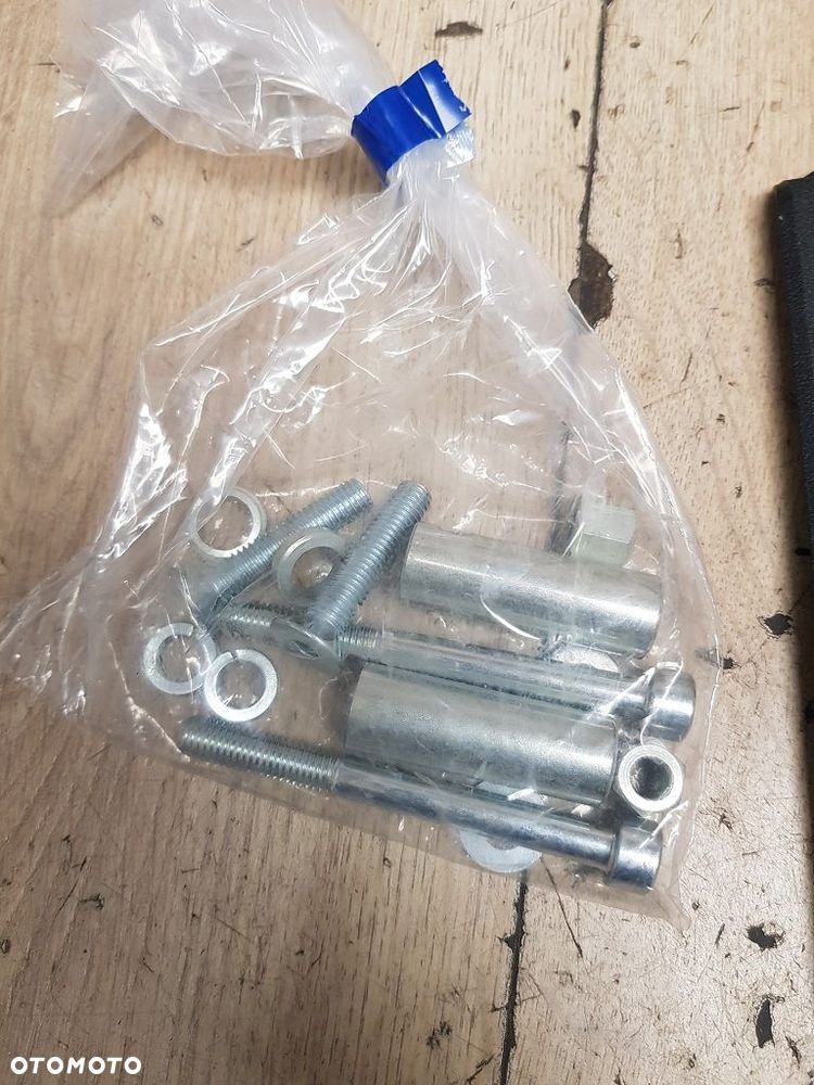 Stelaż pod kufer centralny Sym VS125 VS150 - 4