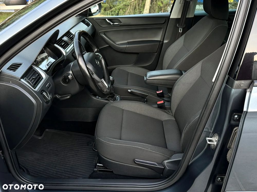 Skoda RAPID 1.2 TSI Active - 18