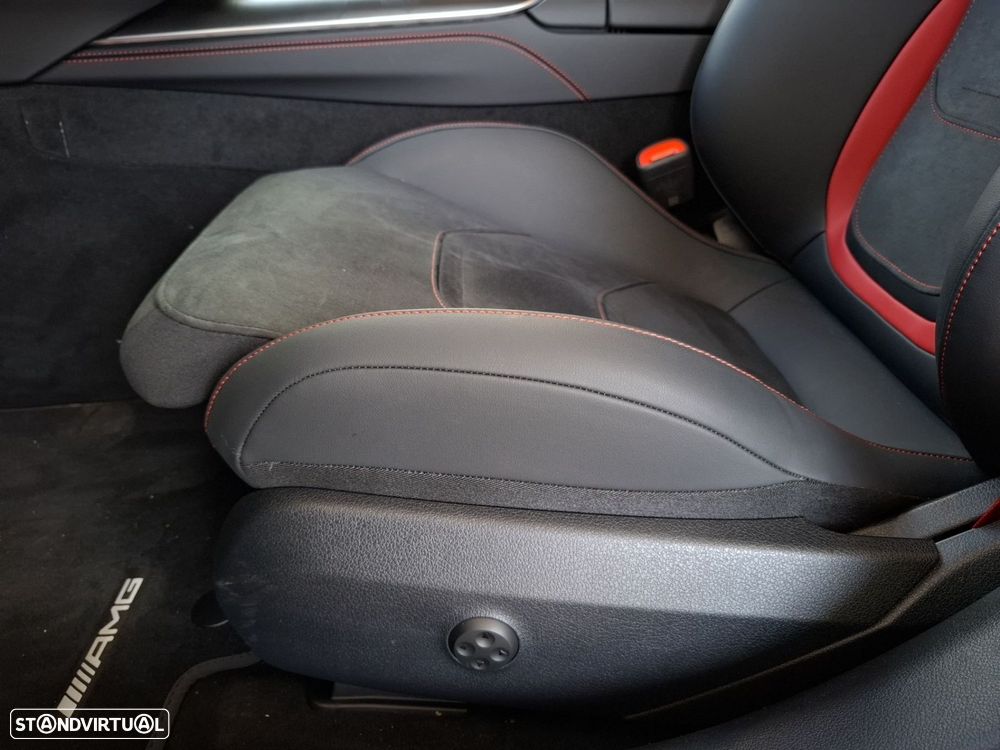 Mercedes-Benz E 53 AMG Hybrid 4Matic+ — fotografia 15