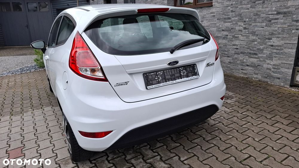 Ford Fiesta 1.25 Ambiente EU5 - 5