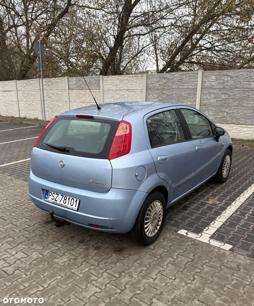 Fiat Grande Punto - 4