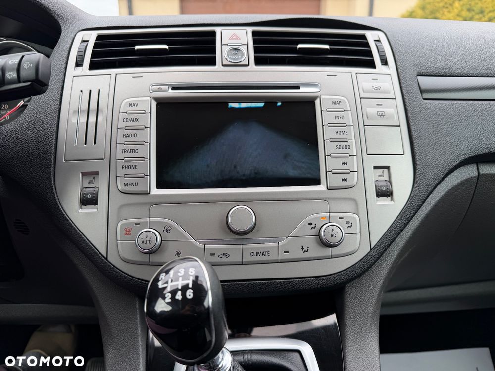 Ford Kuga 2.0 TDCi 4x4 Titanium - 32