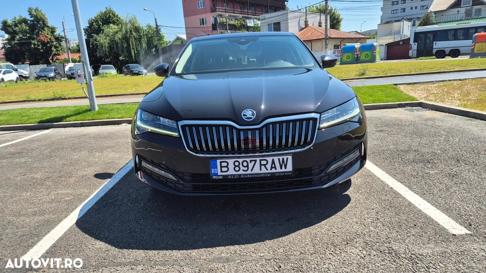 Skoda Superb 2.0 TDI DSG Ambition - 3