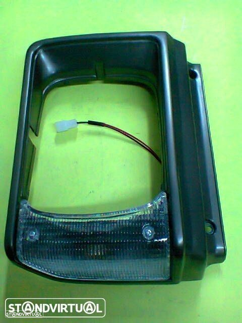 Aro / Aros de farol toyota hilux ln40 1981-1983 ( novos ) - 2