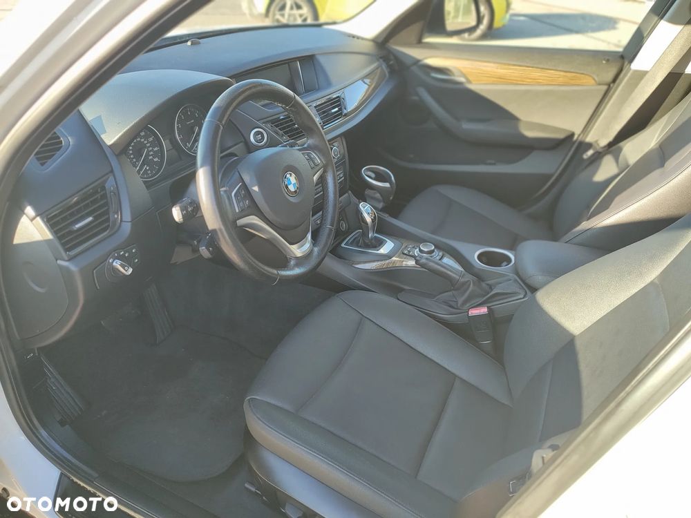 BMW X1 xDrive28i - 17