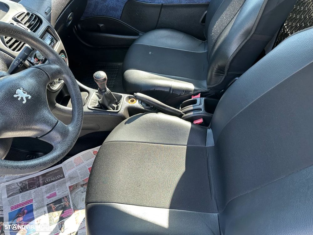 Peugeot 206 1.9 XAD - 18