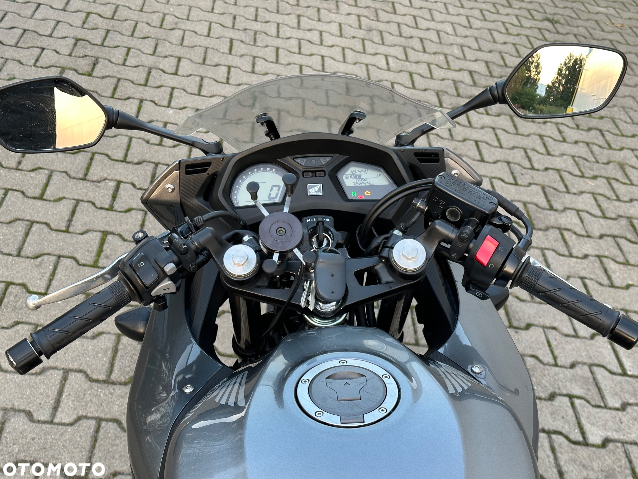 Honda CBR - 21