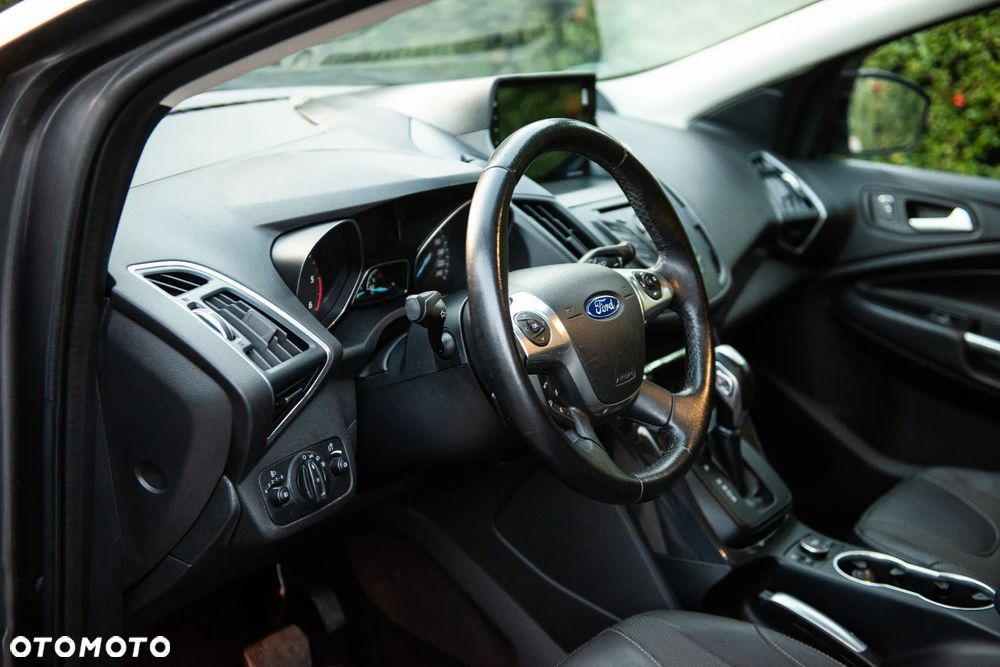 Ford Kuga 2.0 TDCi 4x4 Titanium - 20