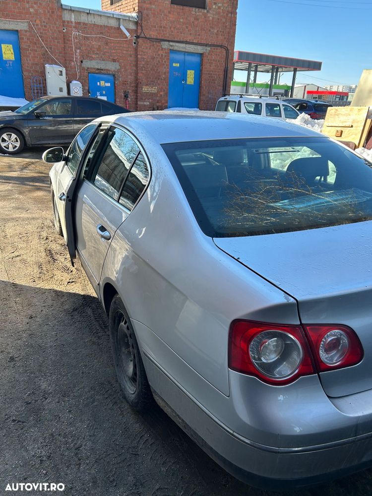 Volkswagen Passat 2.0 TDI Comfortline - 1