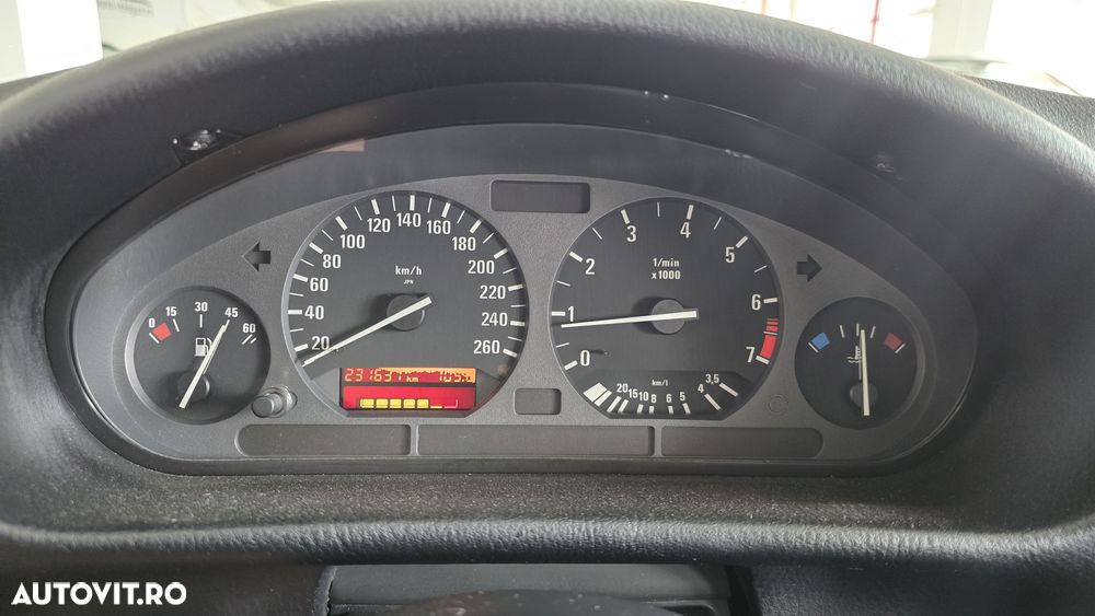 BMW Seria 3 - 25