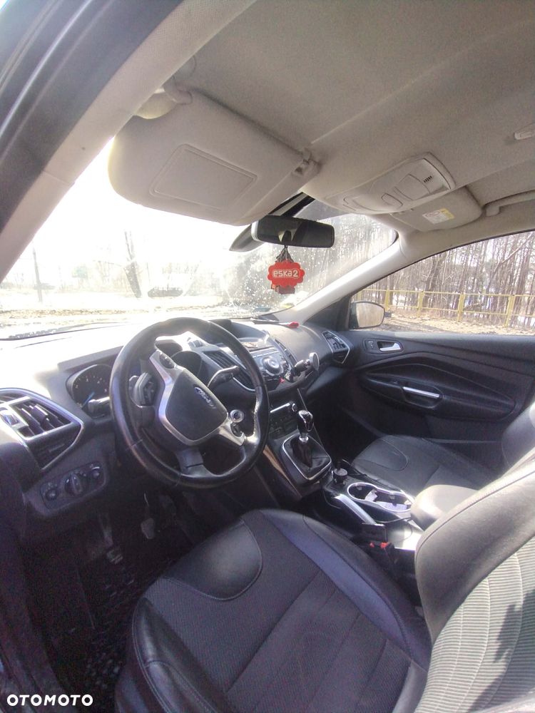 Ford Kuga 2.0 TDCi Titanium FWD - 16