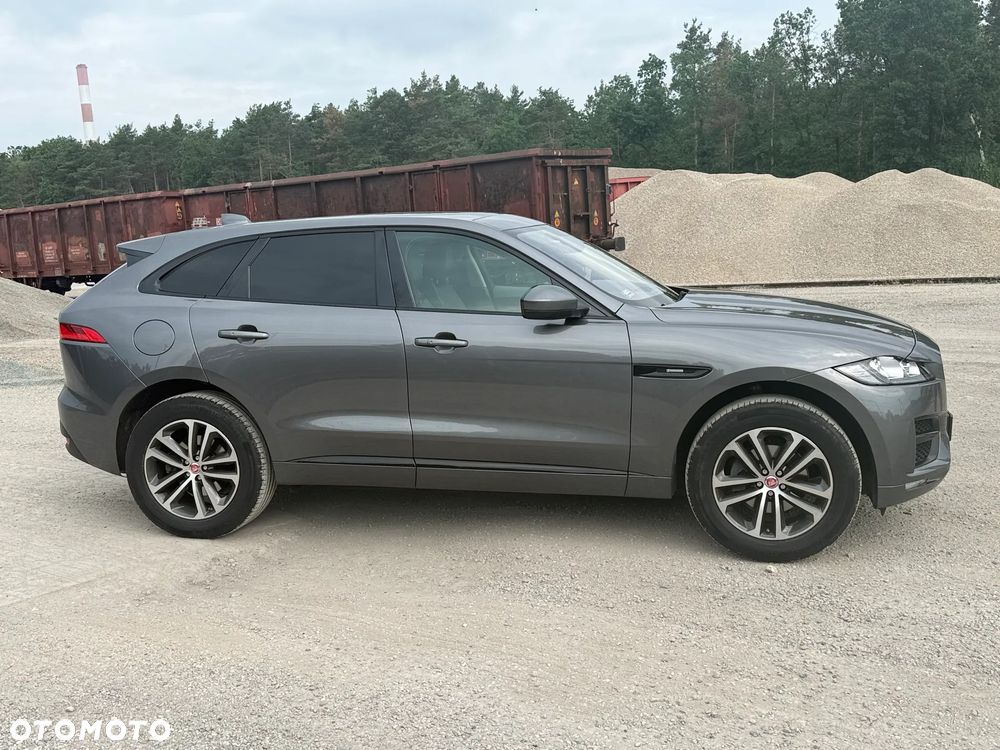 Jaguar F-Pace 2.0 i4P AWD R-Sport - 6