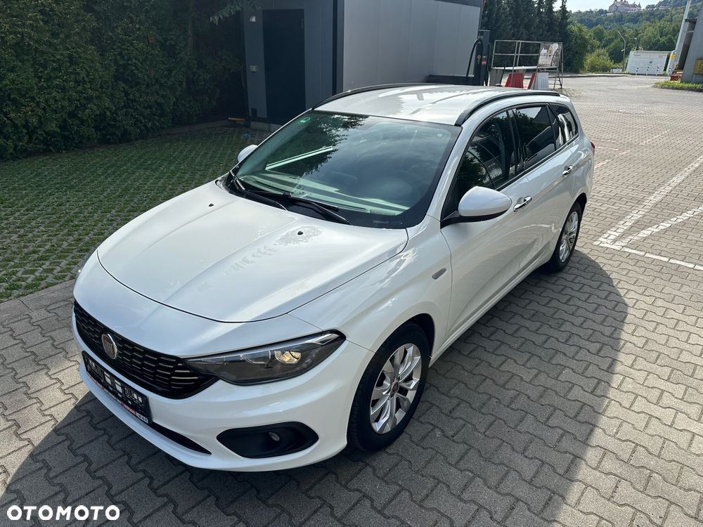 Fiat Tipo 1.4 T-Jet Lounge - 4