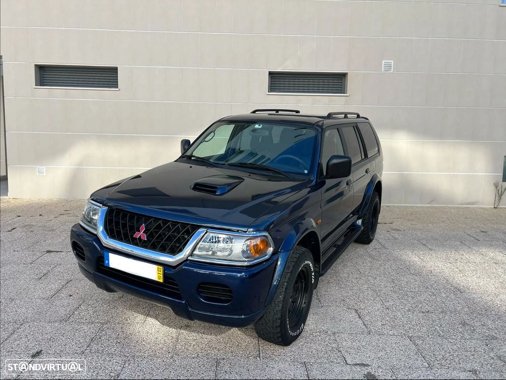 Mitsubishi Pajero Sport 2.5 TD GLS - 24