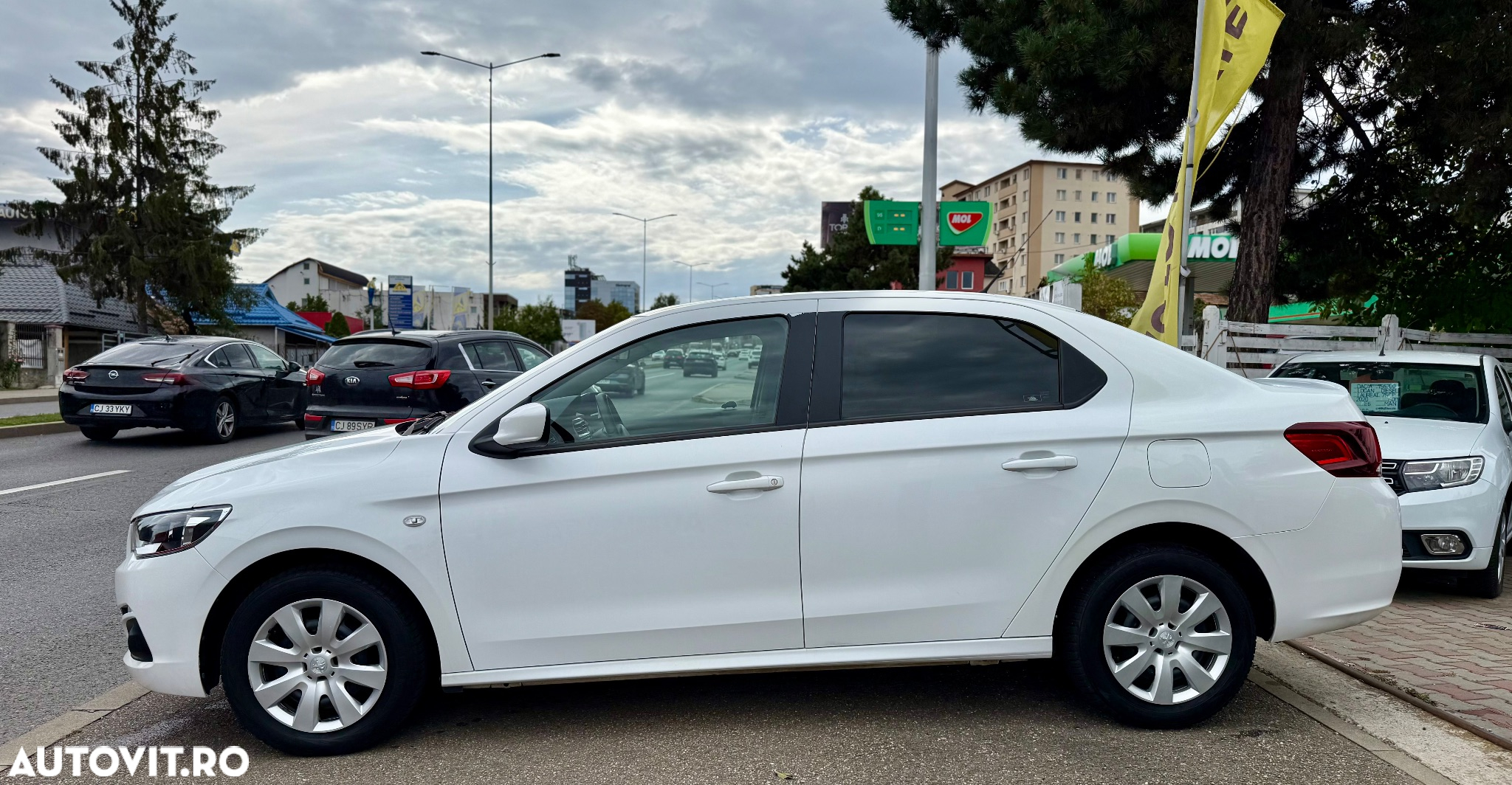 Peugeot 301 1.5 BlueHDI FAP Allure - 12