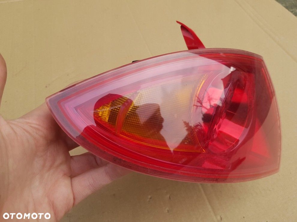 SEAT LEON II 05- LEWA TYLNA LAMPA ORYGINAŁ 1P0945111D STAN BDB - 5