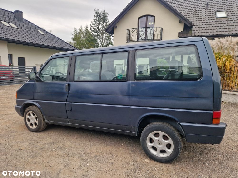 Volkswagen Multivan Standard - 10