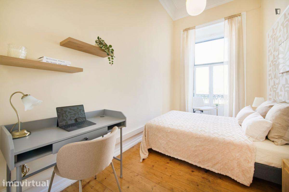 Quarto - localizado em Santos Lisbon - Grande imagem: 2/18