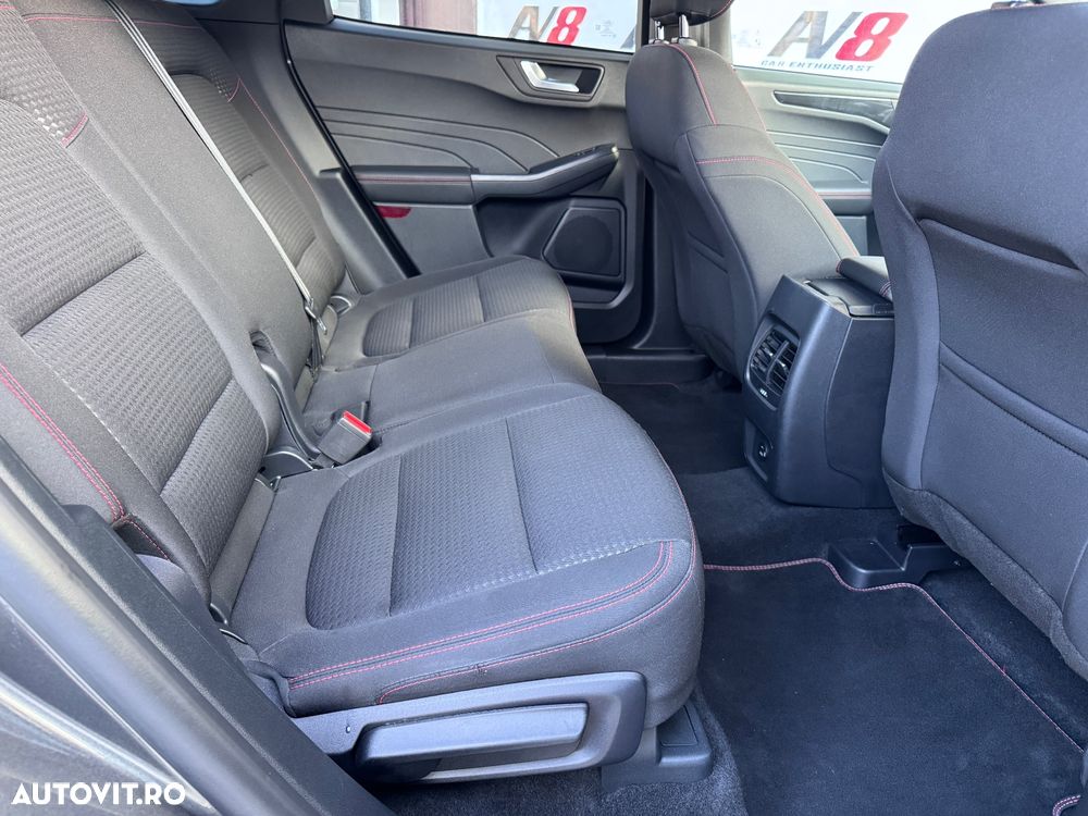 Ford Kuga 2.5 Duratec FHEV ST-LINE X - 18