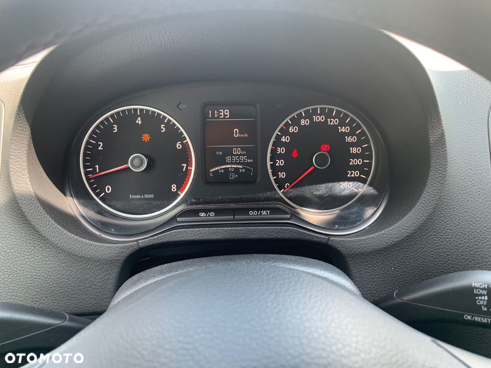 Volkswagen Polo 1.2 TSI Life - 28
