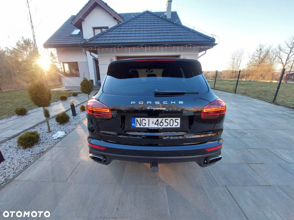 Porsche Cayenne - 8