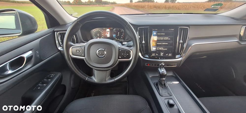 Volvo V60 D3 Momentum - 17