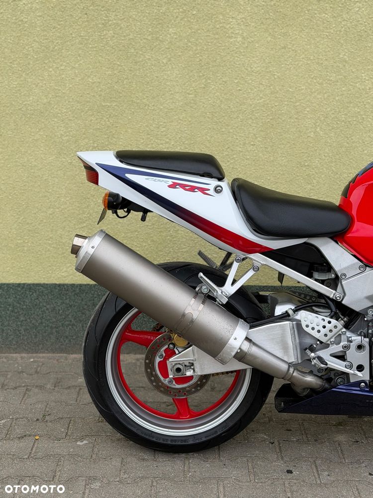 Honda CBR - 9