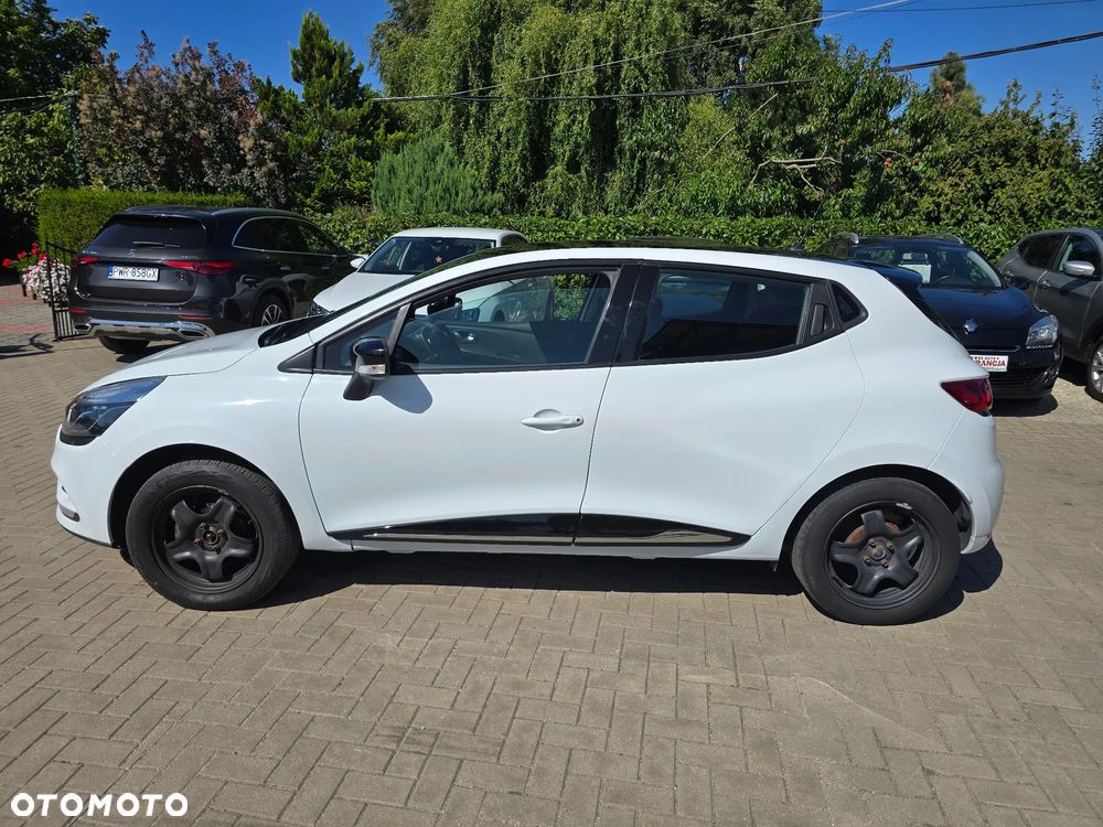 Renault Clio - 6